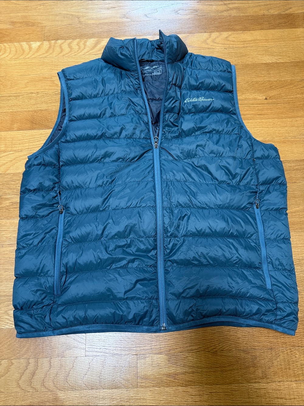 Men’s Eddie Bauer Blue Packable Down Quilted Vest size L